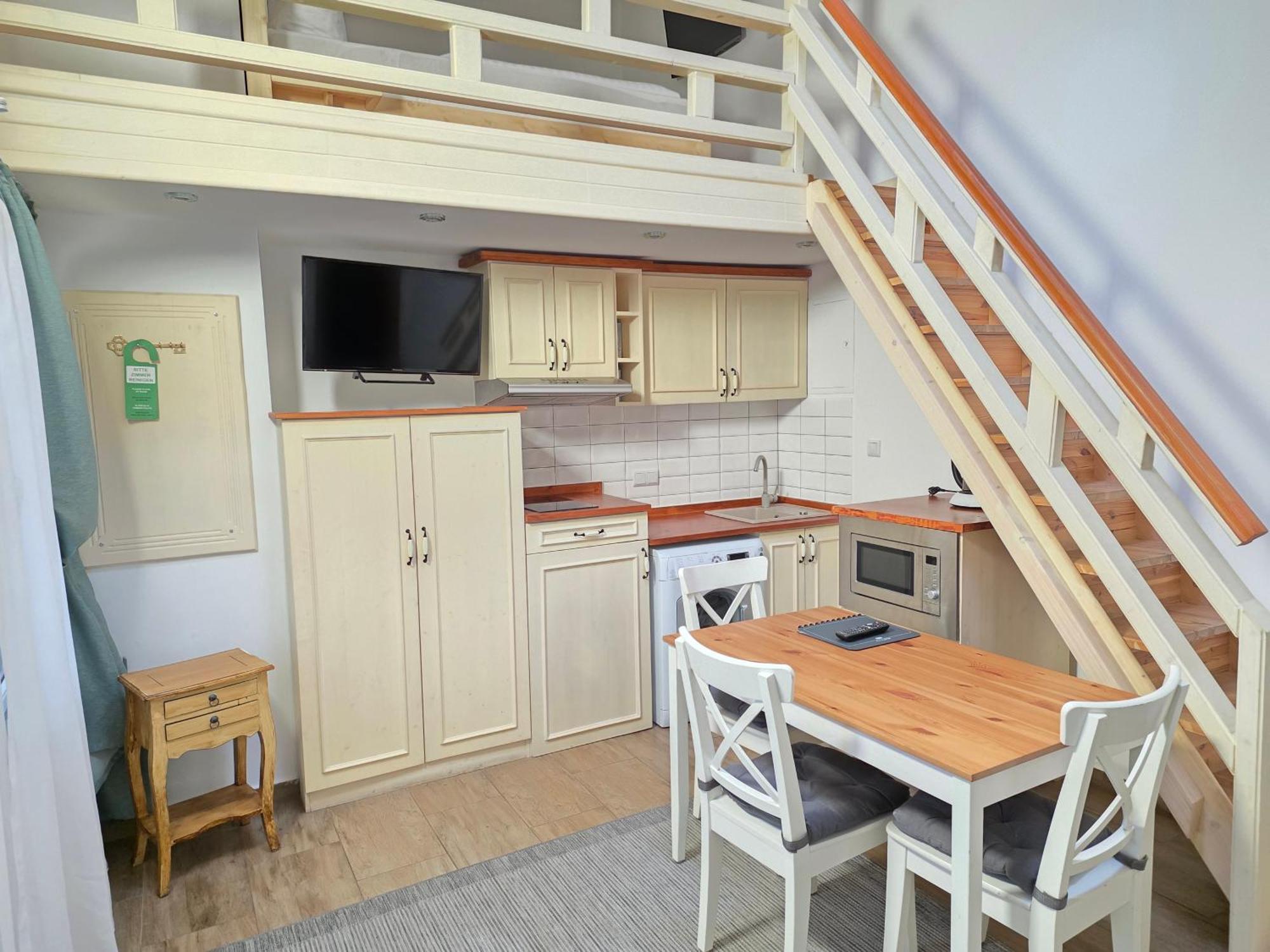 Studio Apartment